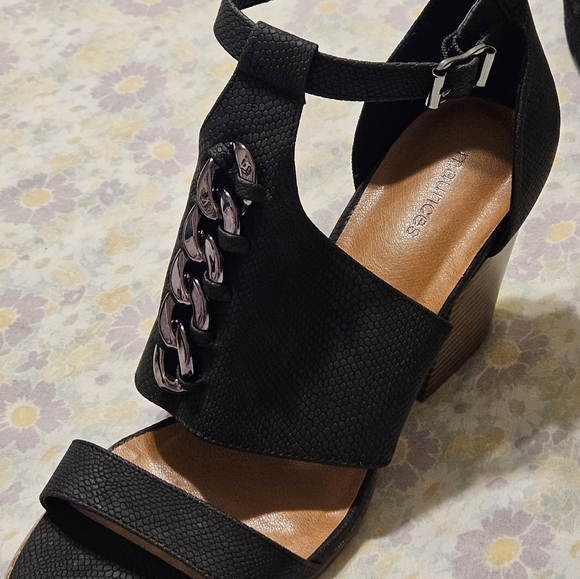 New Maurices black heels size 11 - Picture 3 of 6